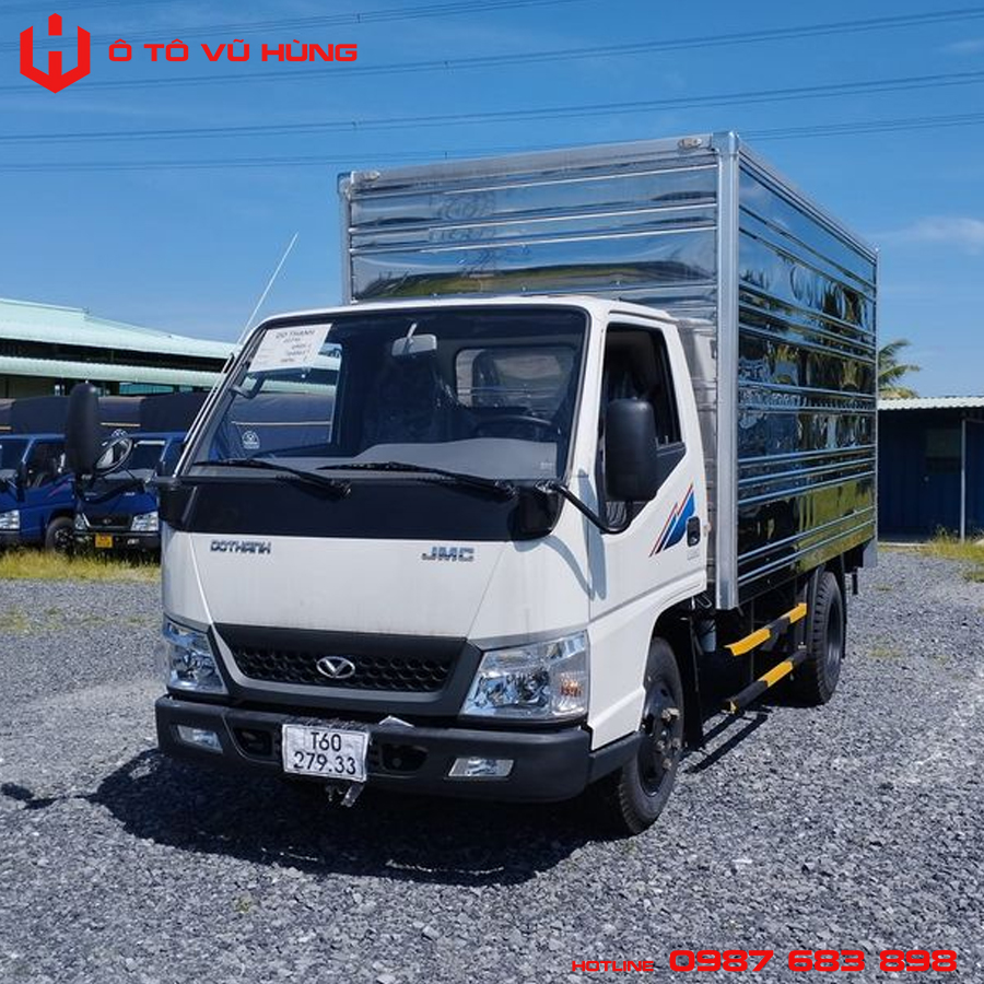 Xe tải Đô Thành IZ250 2.5 tấn thùng kín